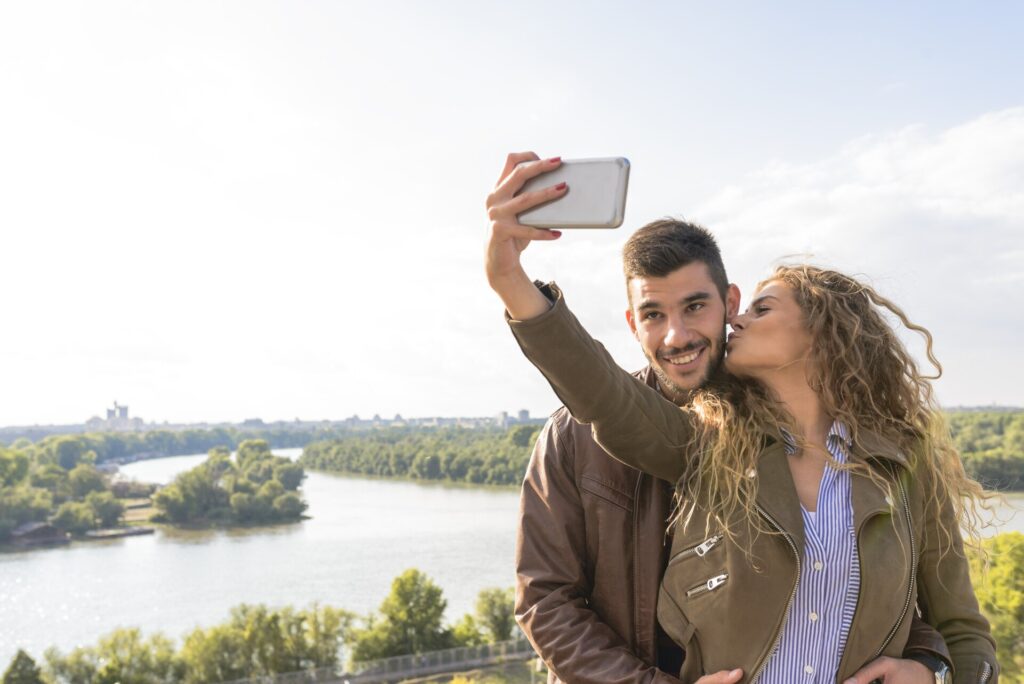 Why Men and Women Have Different Dating Expectations
